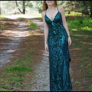 Emeral Green Prom Dress